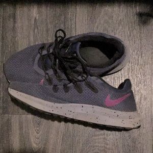 Nike Quest Running Shoes